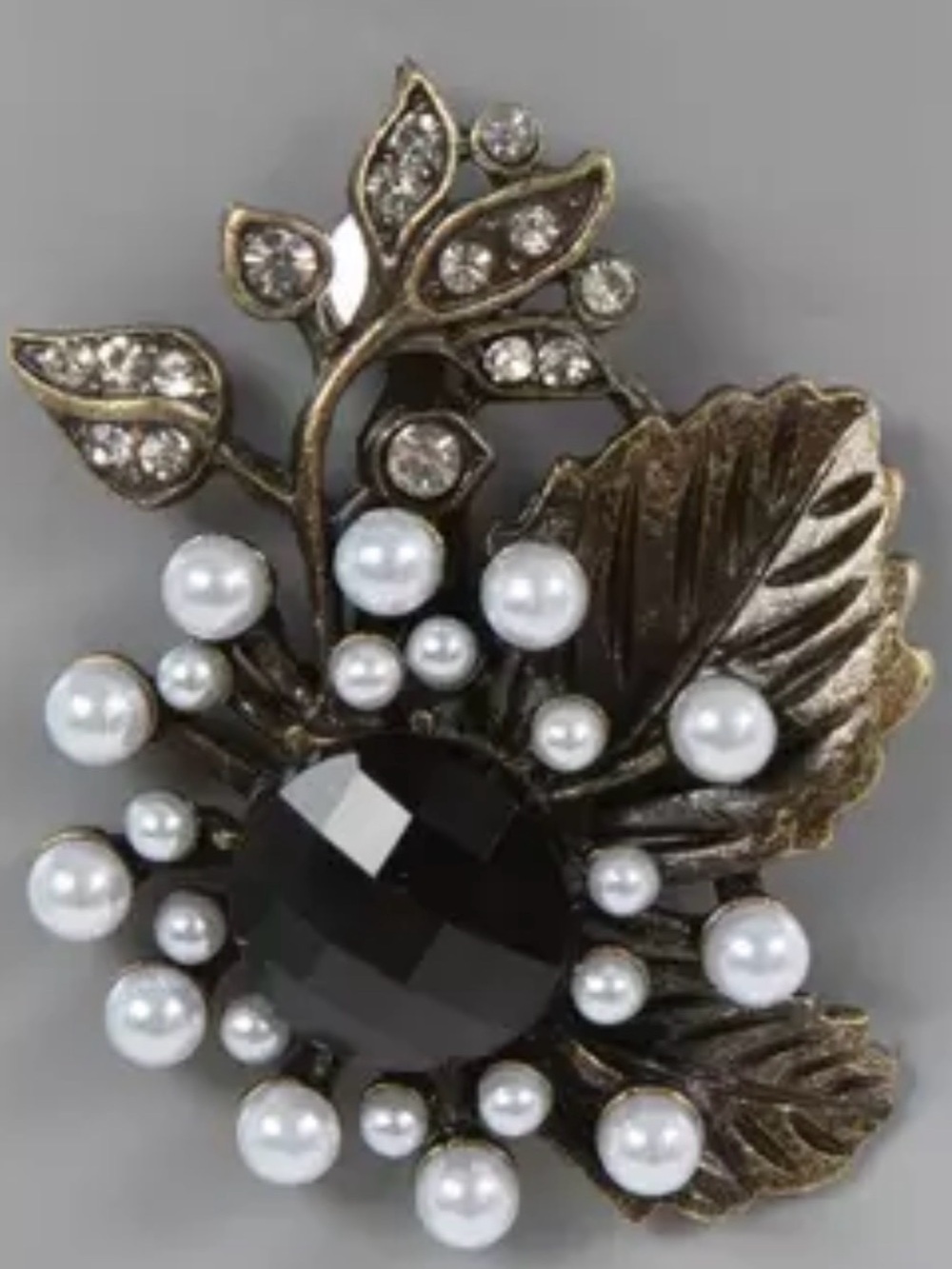 Vintage-Inspired Pearl & Black Stone Floral Brooch